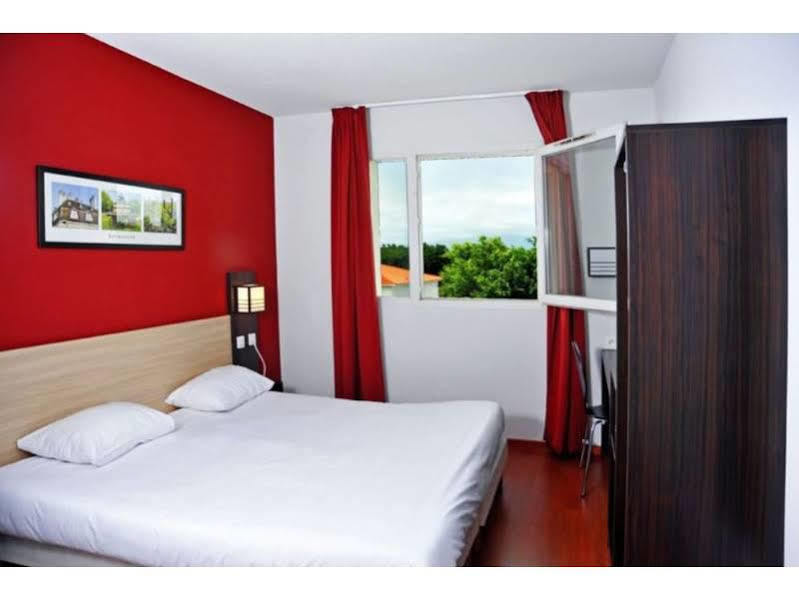 B&B Hôtel Perpignan Saleilles Exterior foto